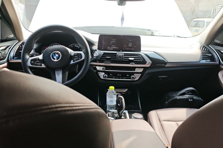 Used BMW X3 2018 xDrive25i M Sport Package China V Center Console