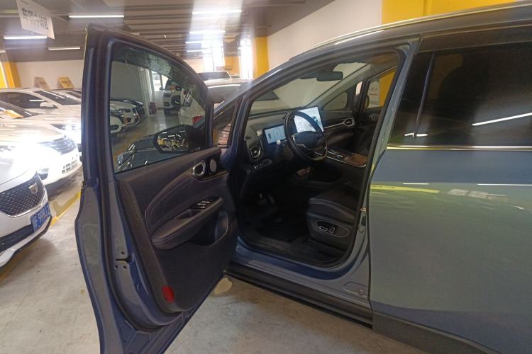 Used AION V 2024 Plus 70 Star Edition Lithium Iron Phosphate Driver Seat