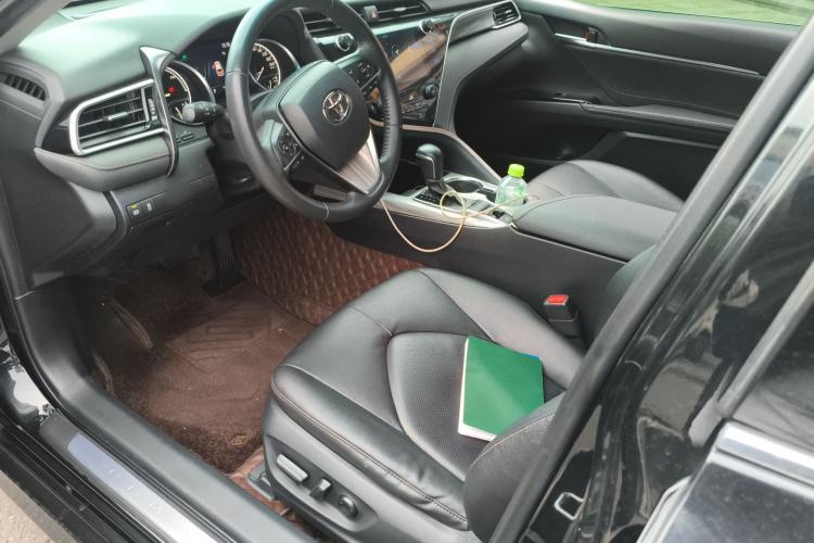 Used Toyota Camry 2019 Revised Version Dual-Engine 2.5 HG Luxury Edition Left Front Seat