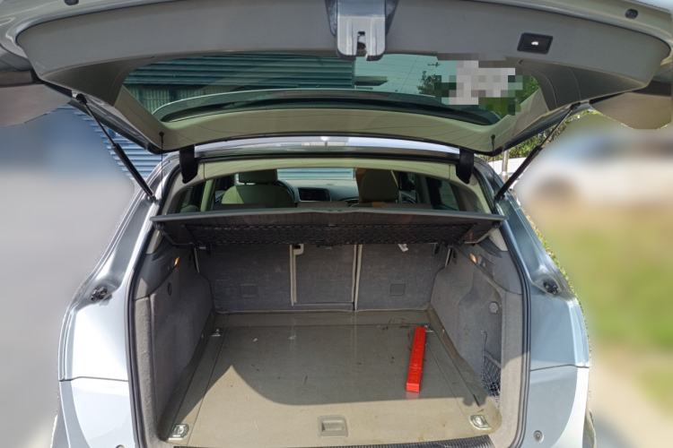 Used Audi Q5 2012 2.0TFSI Comfort Version Trunk