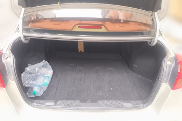 Used Buick Excelle 2013 1.5L Automatic Classic Model
