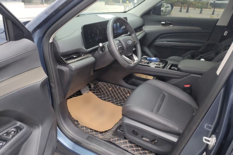 Used Ford Equator Sport 2023 EcoBoost 170 Platinum Edition Driver Seat