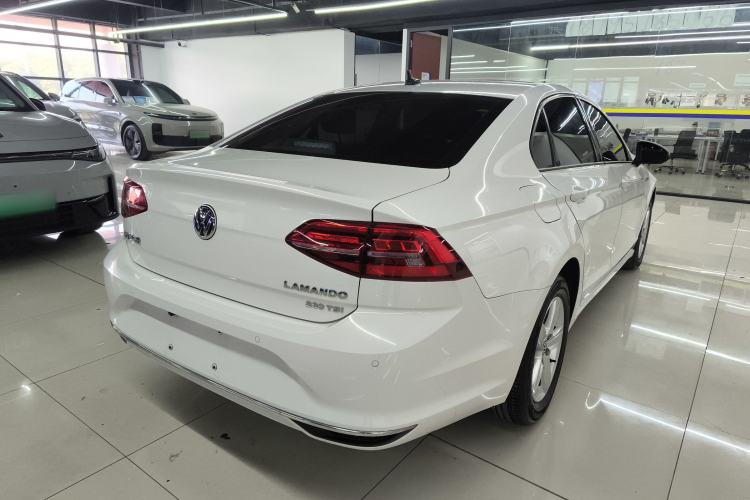 Used Volkswagen Lamando 2021 230TSI DSG Fashion Edition
