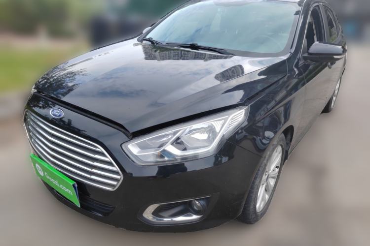 Used Ford Escort 2015 1.5L Automatic Fashion Model