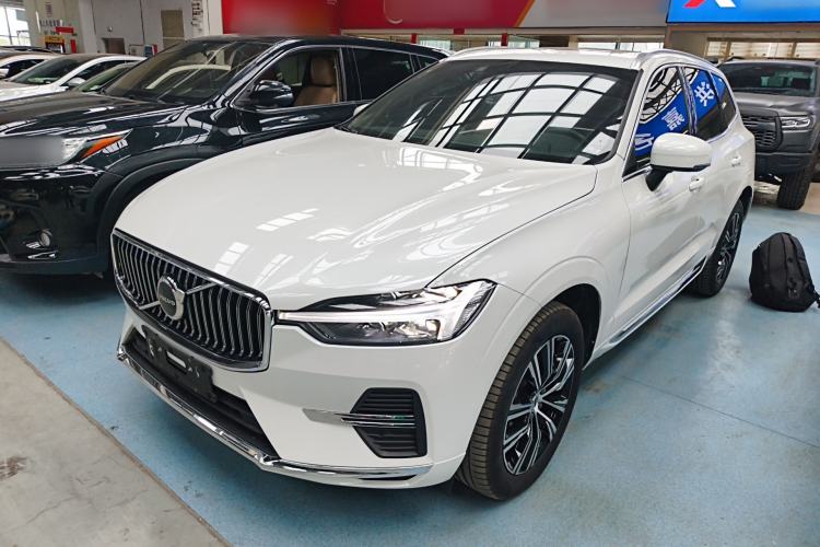 Used Volvo XC60 2022 B5 4x4 Smart Luxury Edition