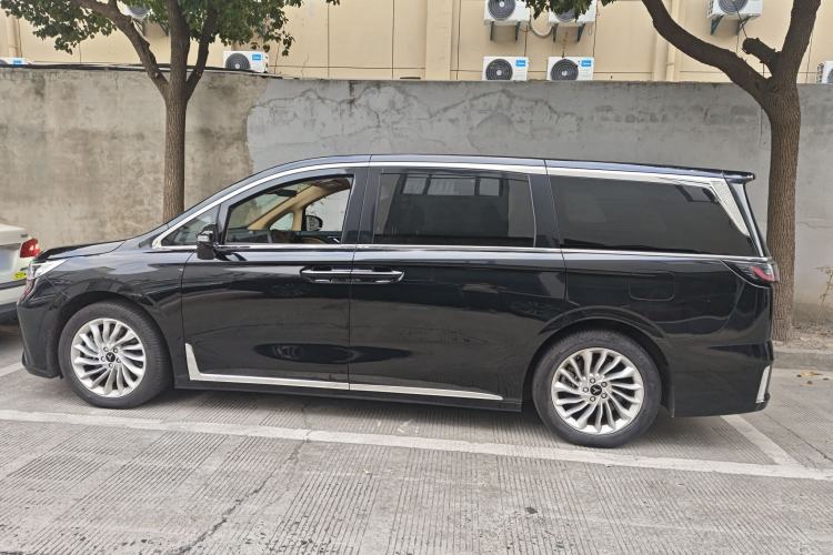 Used VOYAH Dream 2024 PHEV Extended-Range Premium Edition Exterior 3