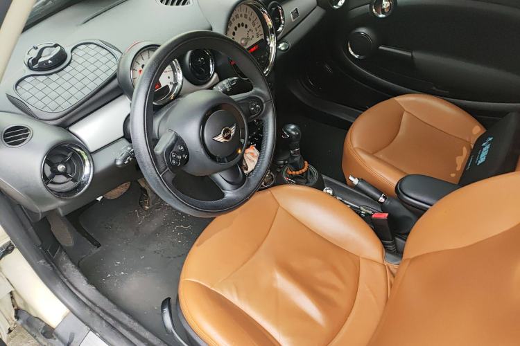Used MINI 2013 1.6L ONE Limited Edition Third Version
