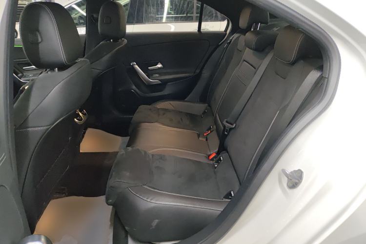 Used Mercedes-Benz A-Class 2022 Revised Version A 200 L Sport Sedan Fashionable Style