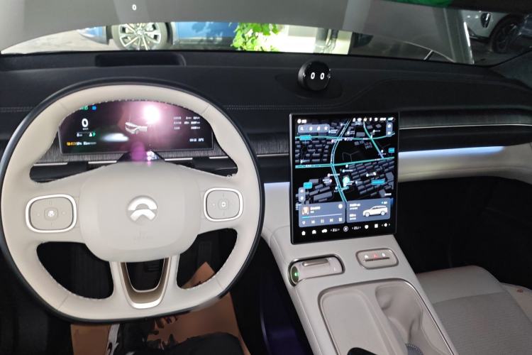 Used Nio ES6 2023 75 kWh
