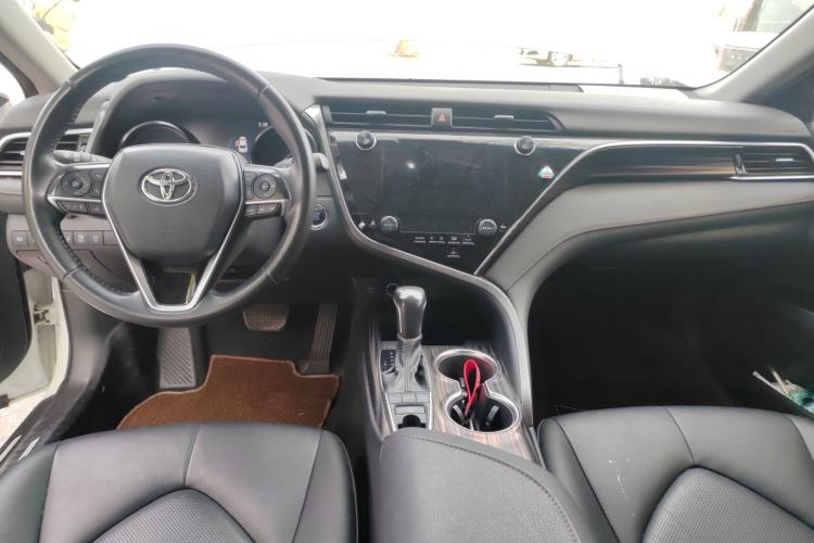 Used Toyota Camry 2019 Revised Version 2.5G Luxury Edition
