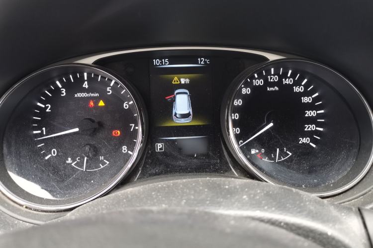 Used Nissan X-Trail 2015 2.0L CVT Comfort MAX Edition 2WD
