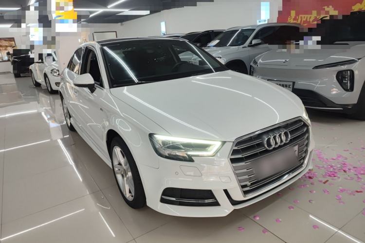 Used Audi A3 2020 Limousine 35 TFSI Fashion Edition China VI Emission Standard