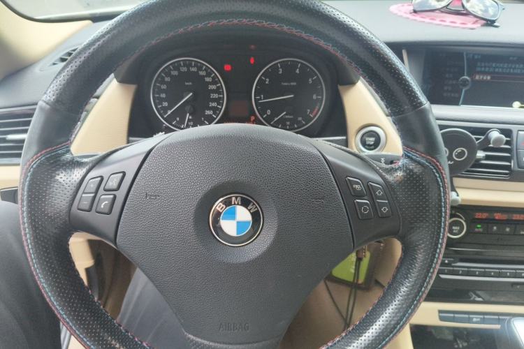 Used BMW X1 2012 sDrive18i Luxury Edition
