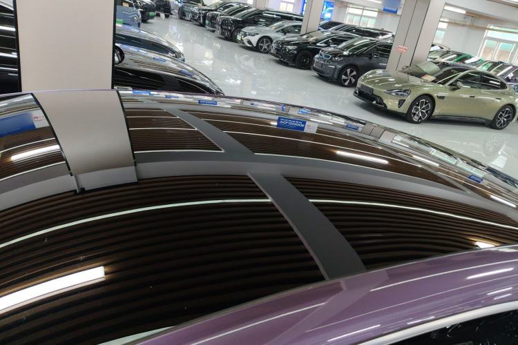 Used Hima Luxeed R7 2024 All-Electric 736 km Ultra Roof