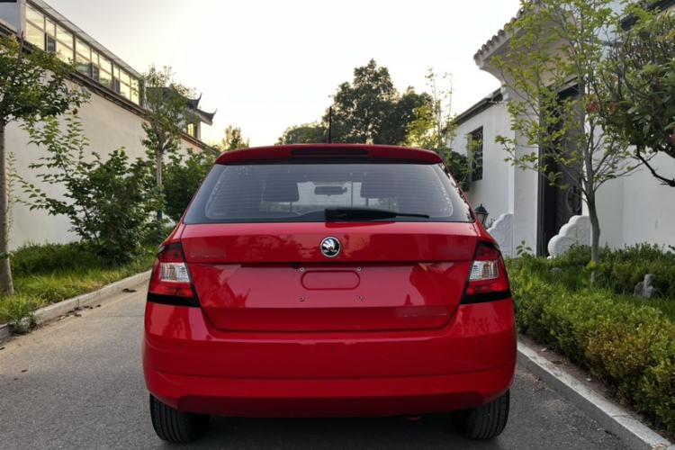 Used Skoda Fabia 2017 1.4L Automatic Car Enjoy Edition