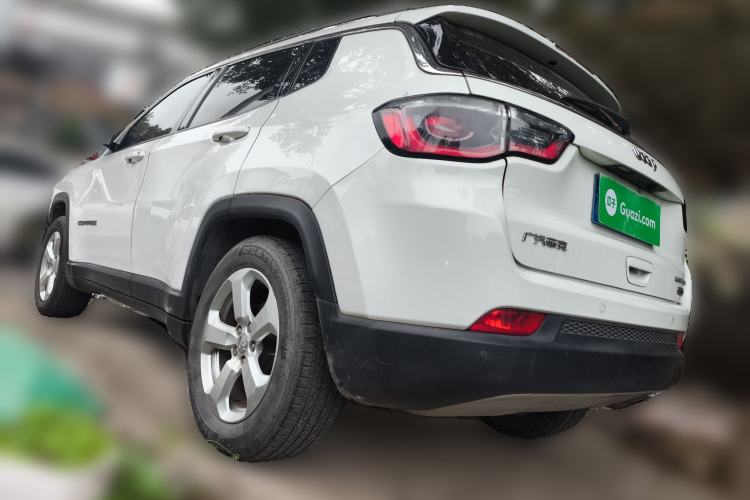 Used Jeep Compass 2017 200T Automatic Enjoyment Version
