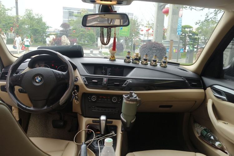 Used BMW X1 2010 xDrive25i
