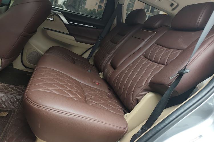 Used Mitsubishi Pajero 2019 3.0L Automatic Standard Edition
