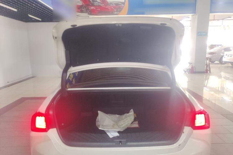 Used Lexus ES 2020 300h Premier Edition