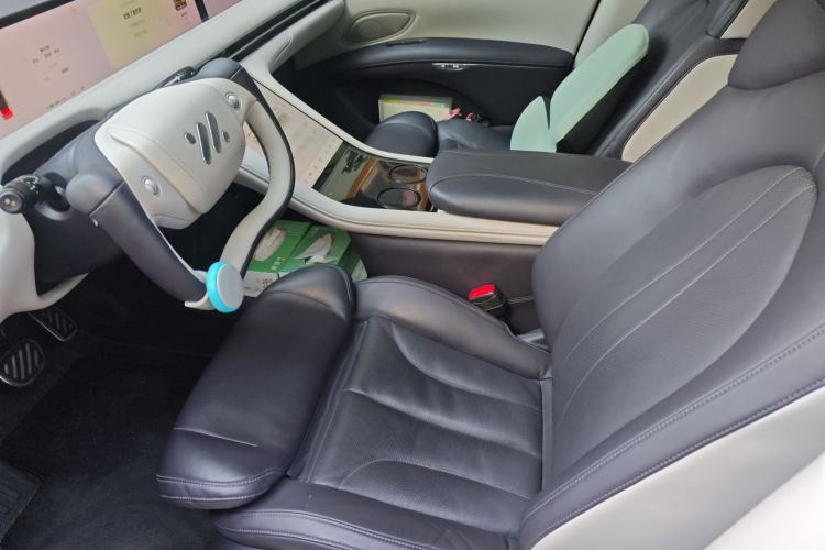 Used IM LS7 2023 100kWh Lux All-Wheel-Drive Version