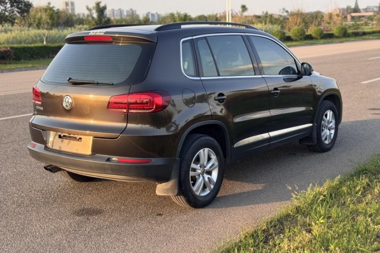Used Volkswagen Tiguan 2015 1.8TSI Automatic Two-Wheel Drive Trend Edition Exterior 5