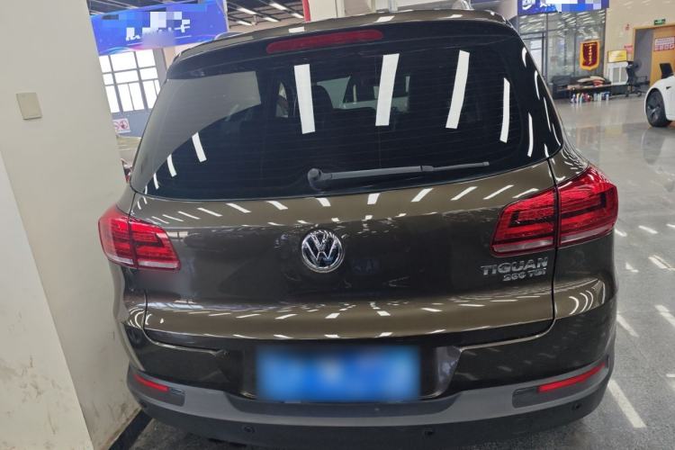 Used Volkswagen Tiguan L 2016 280TSI Automatic Two-Wheel-Drive Silk Road Style Edition
