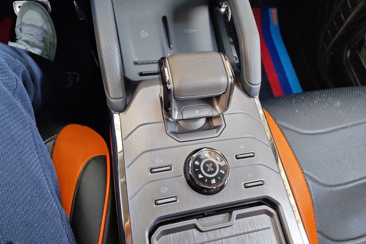 Used JETOUR Traveler 2024 2.0T All-Wheel-Drive CrossPRO Entertainment Edition