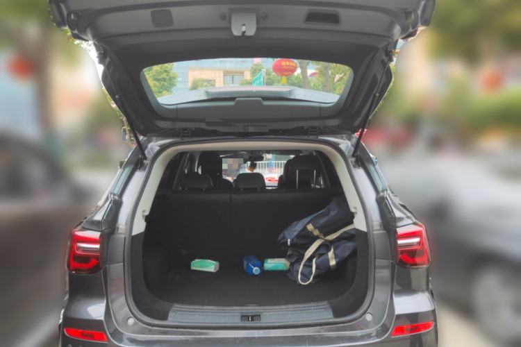 Used Roewe RX5 2023 PLUS 330TGI Automatic Trendsetting Smart Edition