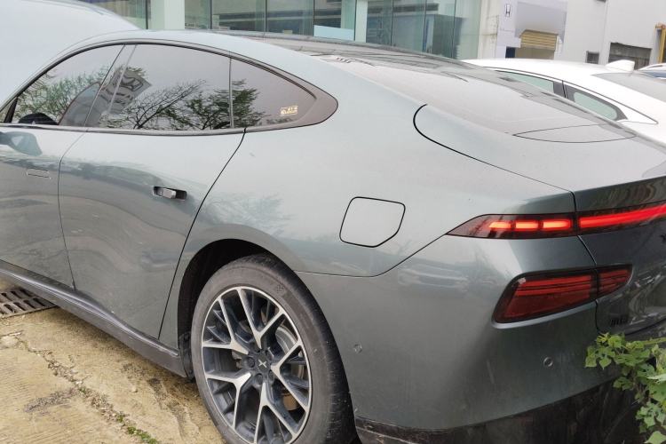 Used XPeng P7 2023 P7i 610 Pengyi Performance Edition Rear Left 45 Deg