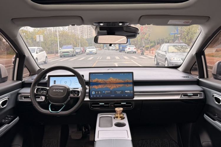 Used AION Y 2023 Plus 510 Smart Edition
