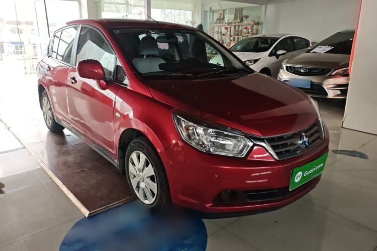 Used Venucia R50 2013 1.6L Automatic Fashion Edition
