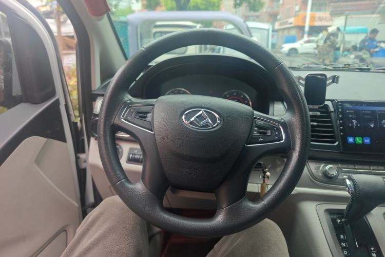 Used SAIC MAXUS G10 2016 2.0T Automatic Elite Edition Steering Wheel