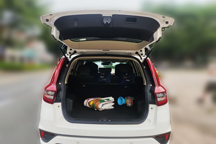 Used Geely Auto Vision X6 2019 1.4T CVT 4G Connected Flagship Version China VI Standard