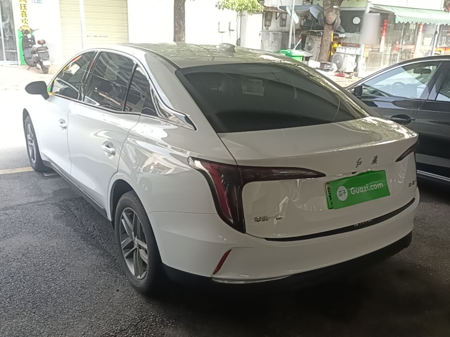 Hongqi E-QM5 2025 500km Range Commuter Version — снимка 4