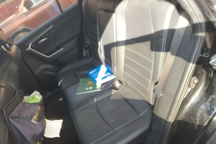 Used Toyota Wildlander 2020 2.0L CVT 4x4 Luxury Edition