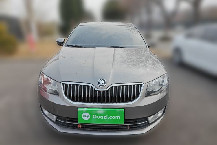 Used Skoda Octavia 2015 1.6L Manual Yijun Edition