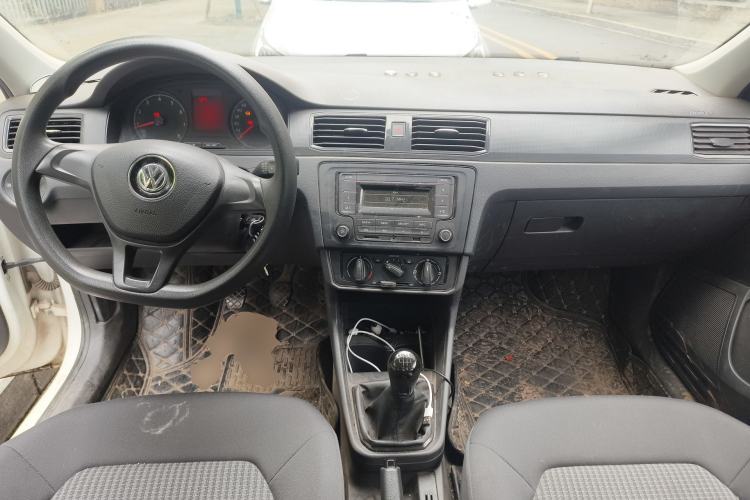 Used Volkswagen Santana 2016 1.6L Manual Fashion Edition Center Console