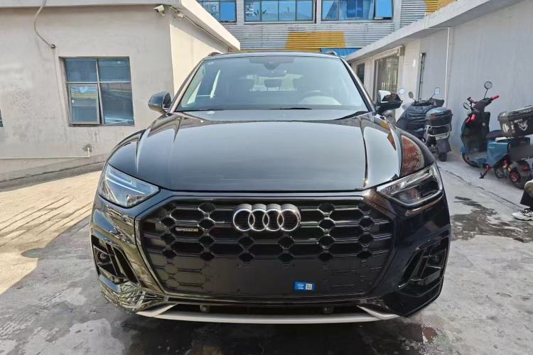 Used Audi Q5L 2025 Facelift 45th Anniversary Collector's Edition 40 TFSI Luxury Dynamic Version
