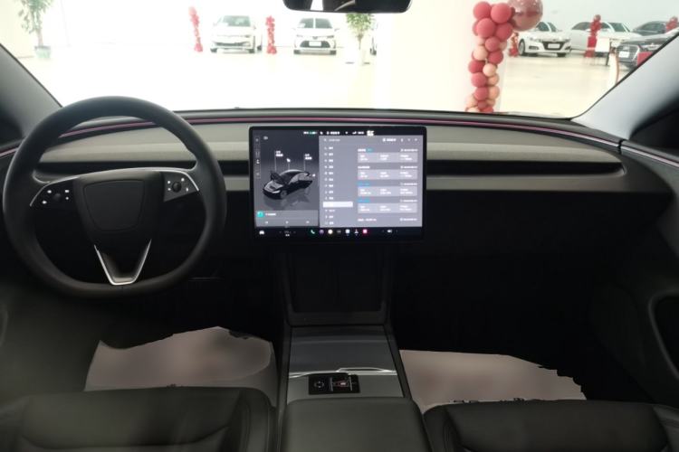 Used Tesla Model 3 2025 Rear-Wheel-Drive Version