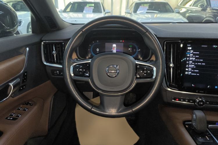 Used Volvo S90 New Energy 2022 T8 eDrive Hybrid Luxury Edition