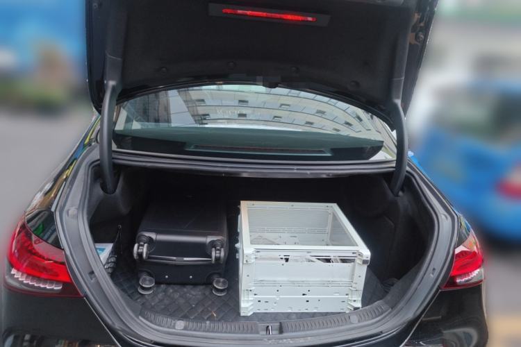 Used Mercedes-Benz E-Class 2021 Restyled E 300 L Sporty and Stylish Edition
