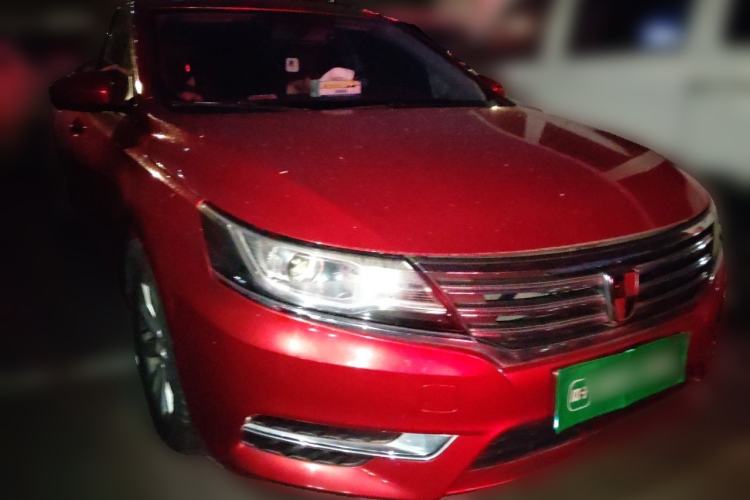 Used Roewe i6 2017 16T Manual Luxury Edition Front Right 45 Deg