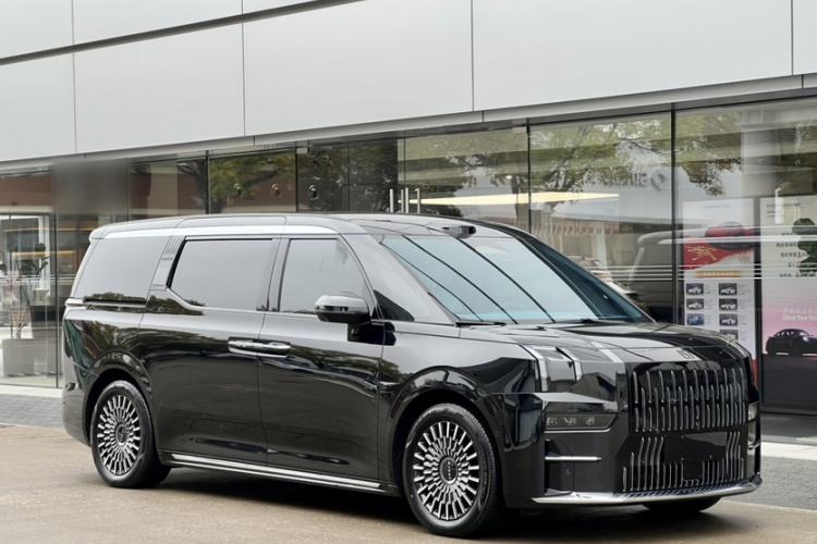 Used Zeekr 009 2024 Six-Seat Executive Version 4WD 108 kWh
