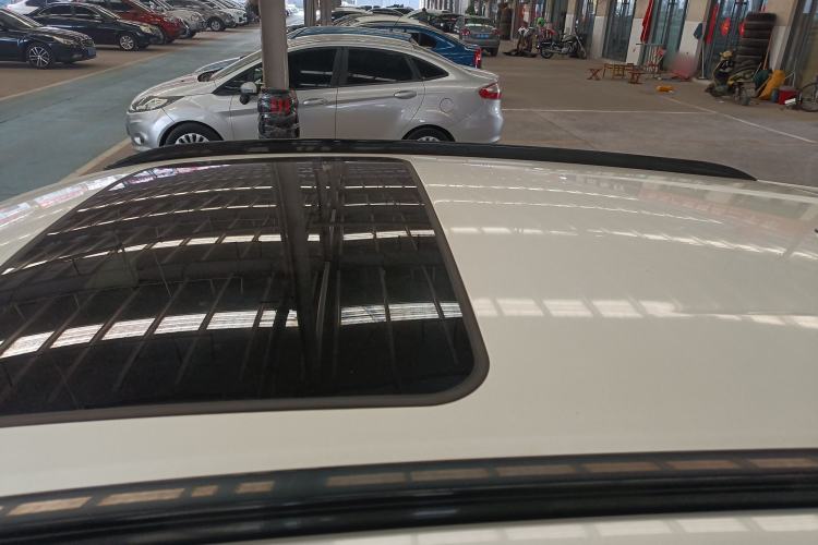 Used Toyota C-HR 2018 2.0L Leading with Sunroof China VI Standard
