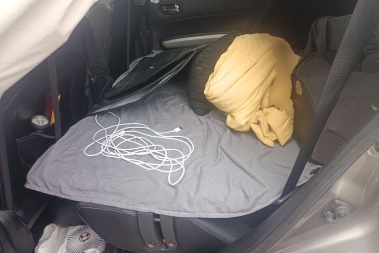 Used Nissan X-Trail 2012 2.5L CVT Flagship Edition 4WD
