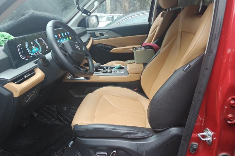 Used CHANGAN Lantop 2023 Business Edition 2.0T Automatic All-Wheel Drive Gasoline Elite Model with Extended Cabin