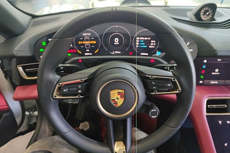 Used Porsche Taycan 2022-Year Updated Taycan Steering Wheel