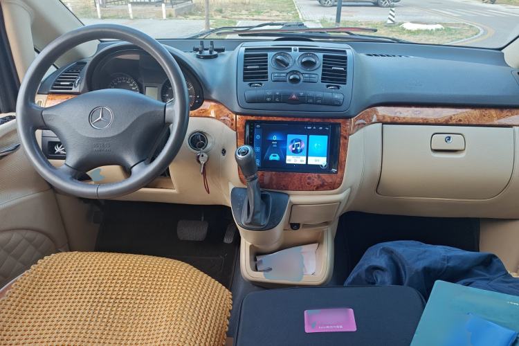 Used Mercedes-Benz Vito  Center Console