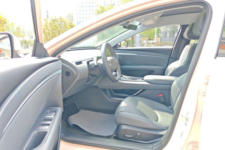 Used XPeng MONA M03 2024 620 with Ultra-Long Range
