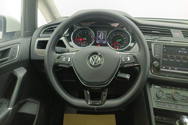 Used Volkswagen Touran 2018 Volkswagen Touran L 280TSI DSG Comfort Edition 7 Seats China VI Standard